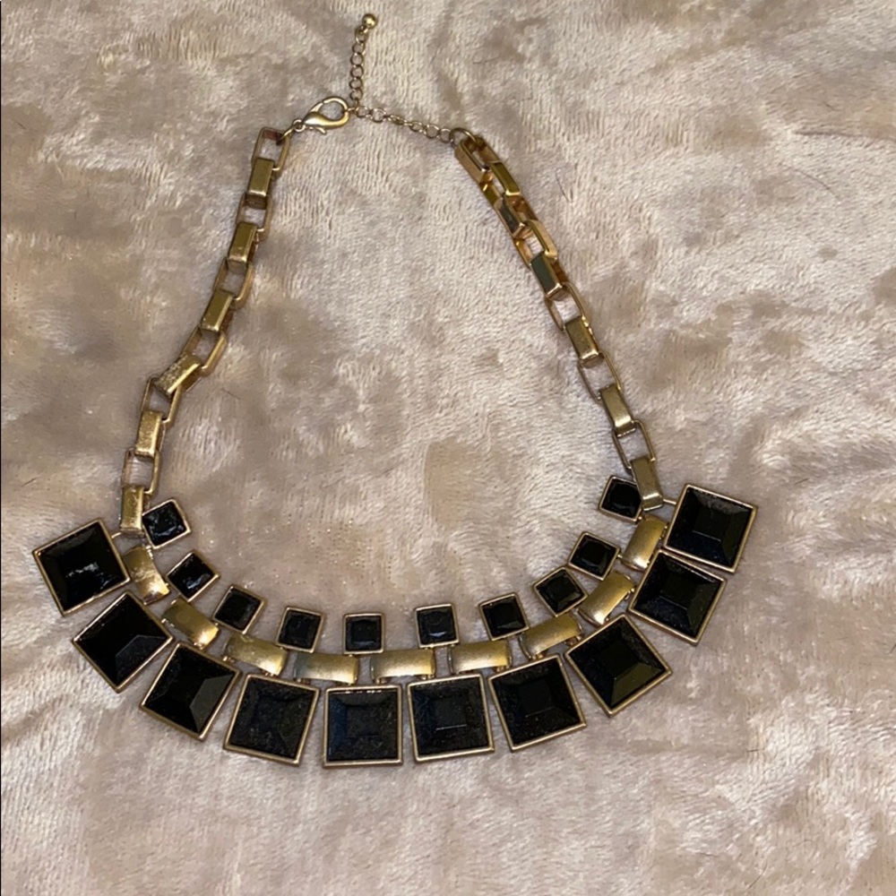 Necklace - chocker